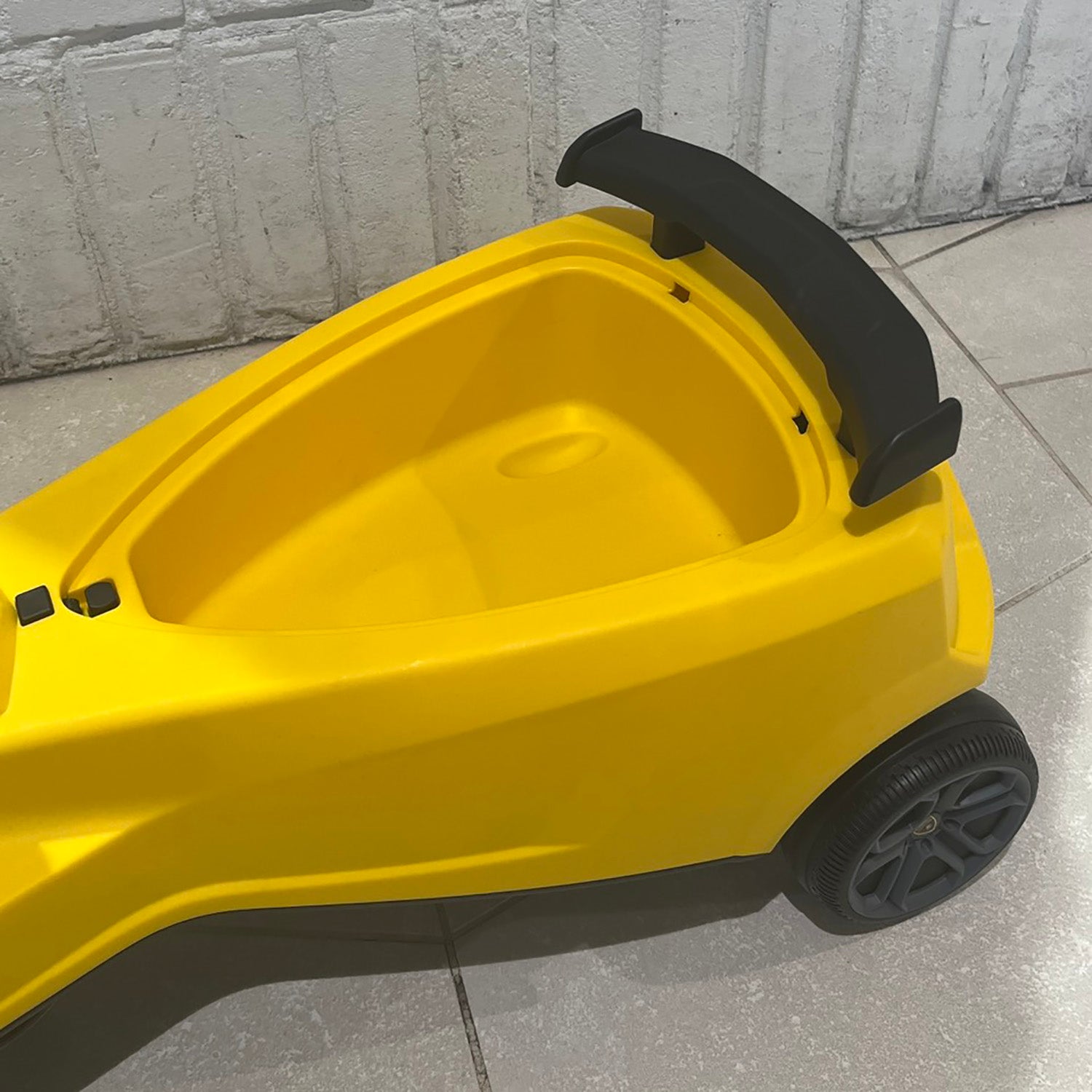 引き渡し限定　ラングスジャパン　プラズマカー　イエロー ランボルギーニ プラズマカー | ラングスジャパン 公式オンラインショップ
